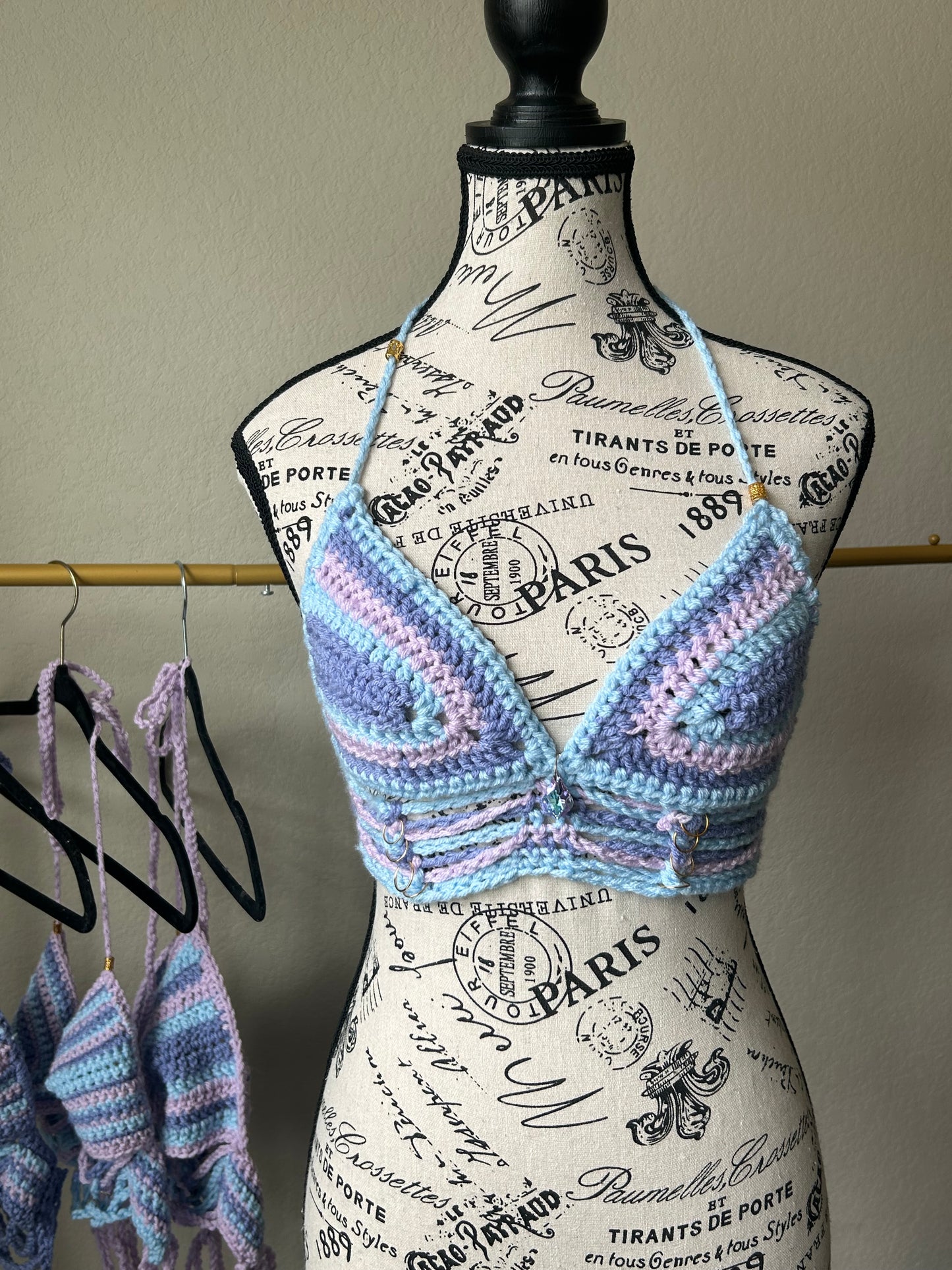 Cotton Candy Skies slit weave top