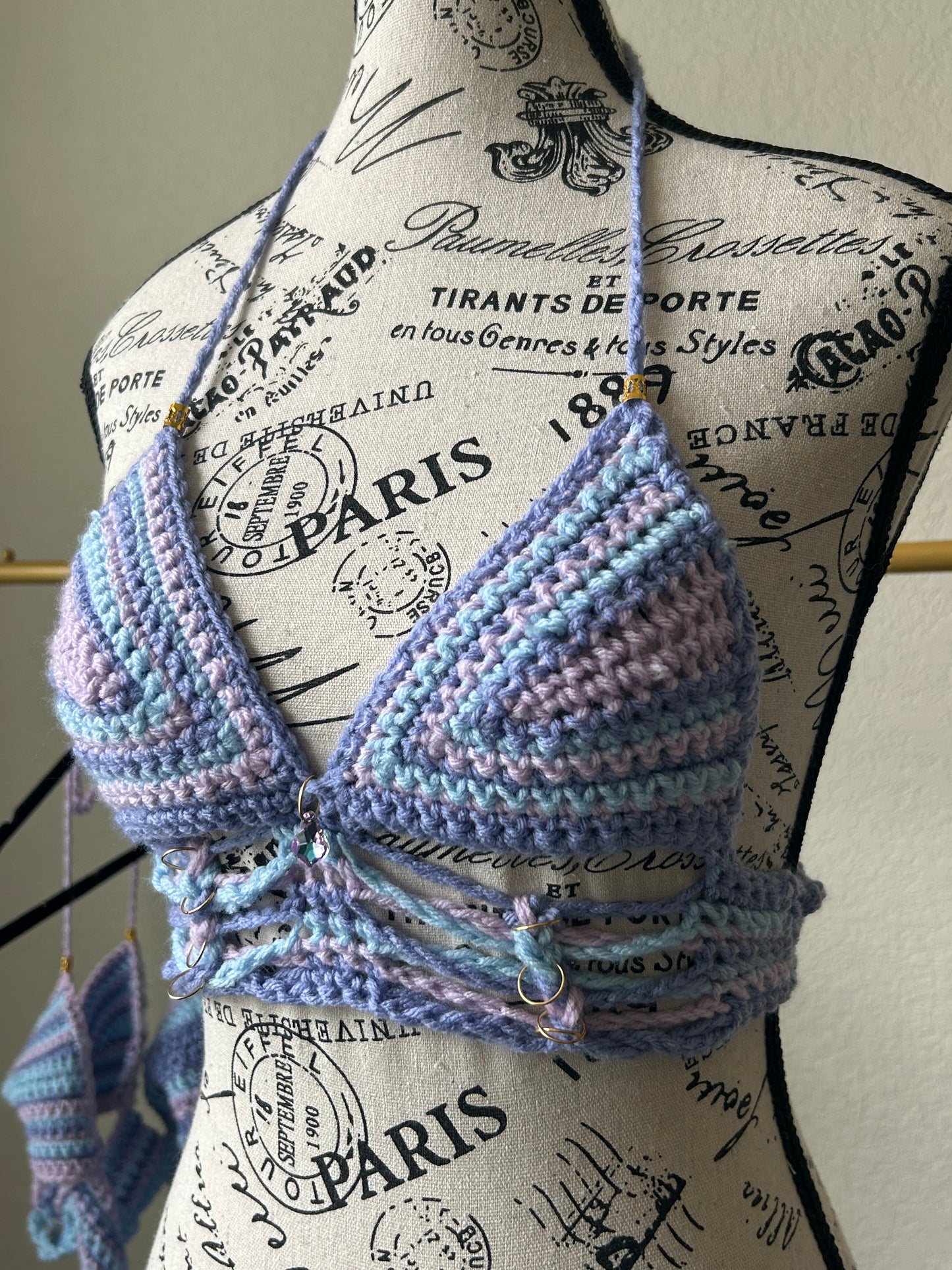 Cotton Candy Skies slit weave top