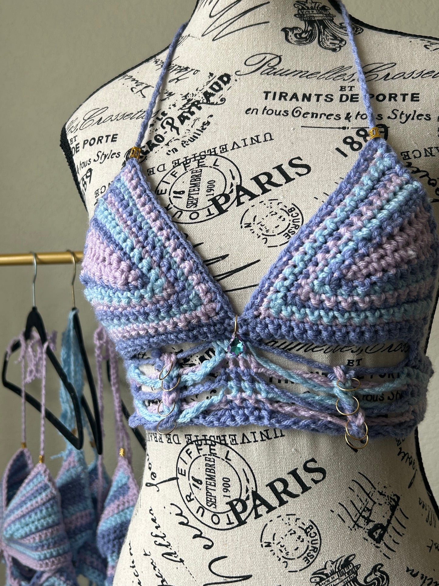 Cotton Candy Skies slit weave top