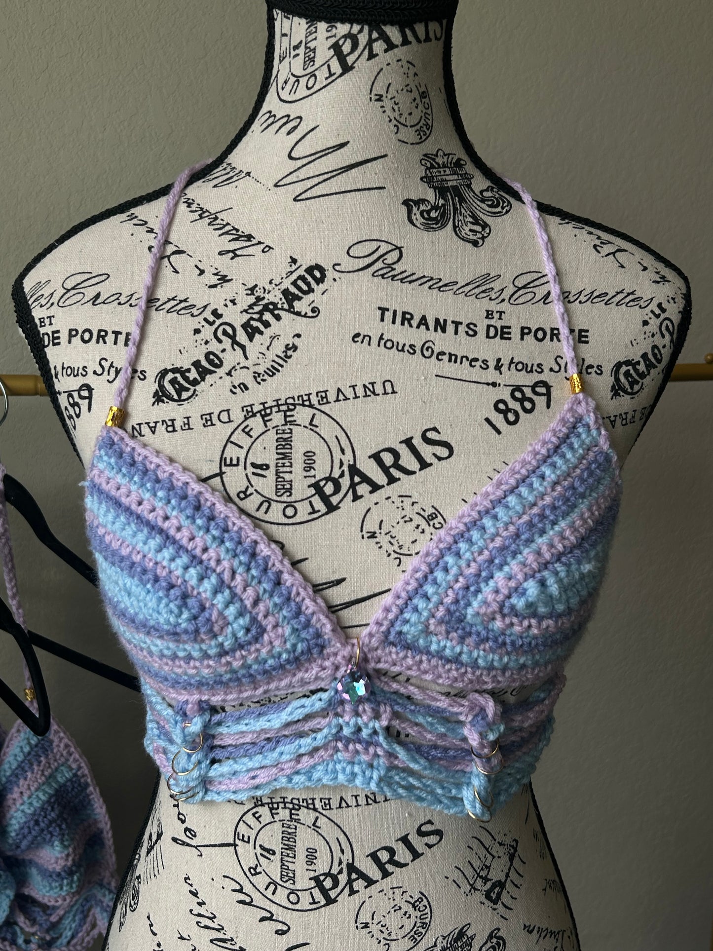 Cotton Candy Skies slit weave top