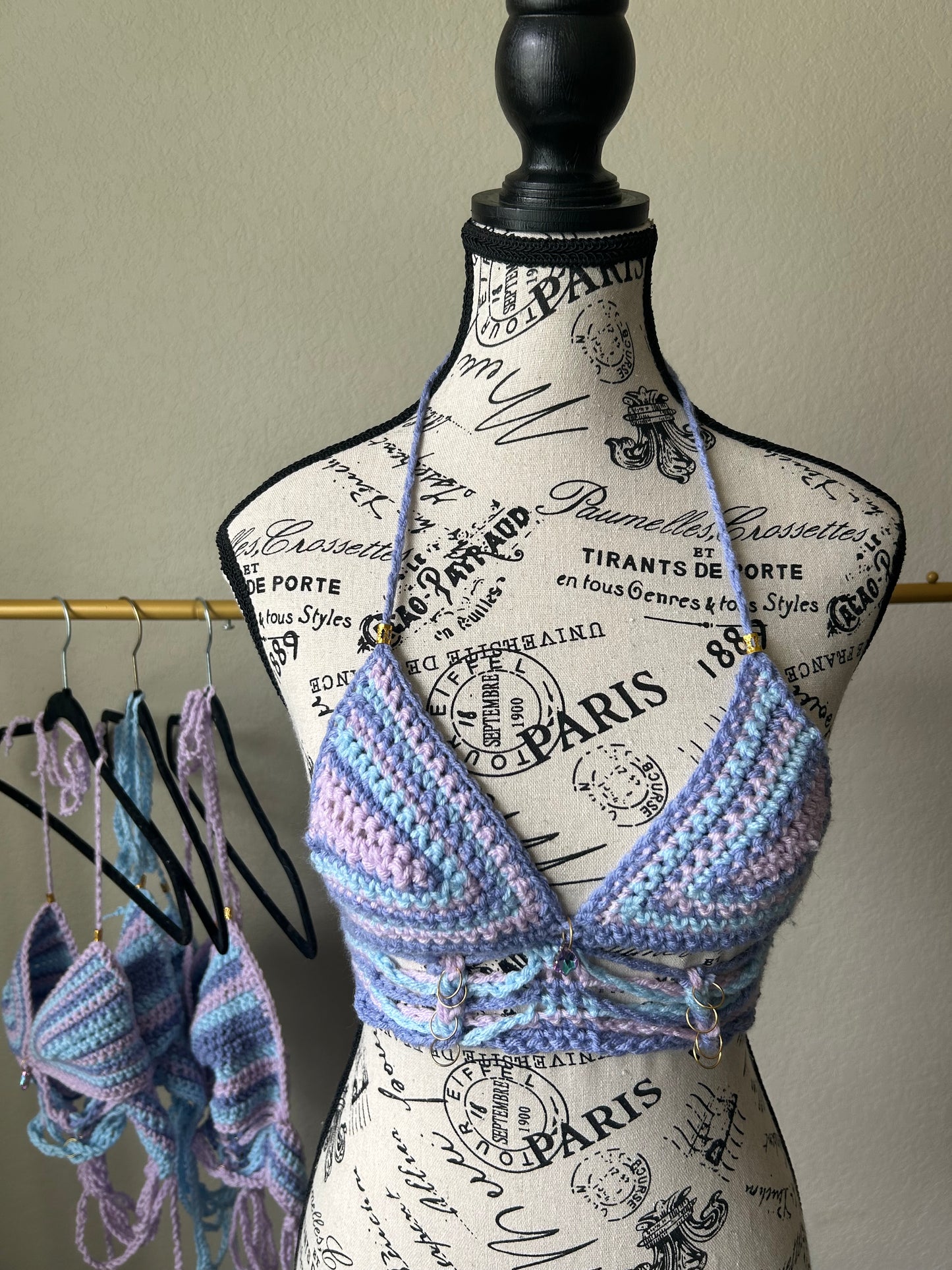 Cotton Candy Skies slit weave top